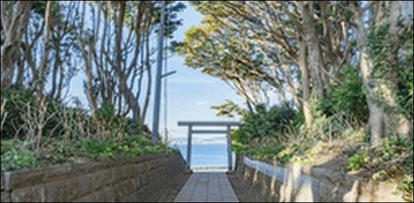 【土曜はナニする】茨城県のそば屋、カフェ、滝 、カヌー、学校を紹介