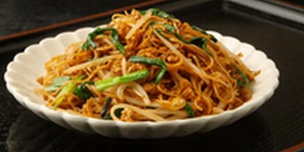 【ラヴィット】大分県焼きそば専門店想夫恋を紹介。中嶋優月が絶賛