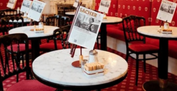 【ラヴィット】東京三軒茶屋cafe The SUN LIVES HERE