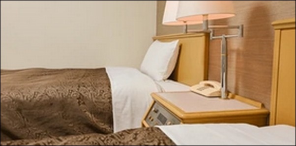 【ケンコバのほろ酔いビジホ泊】三重県熊野市「ビジネスホテル河上」