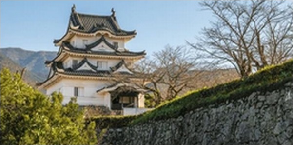 【よ～いドン】愛媛県今治市のガラス工房、城、中華料理屋、和菓子店